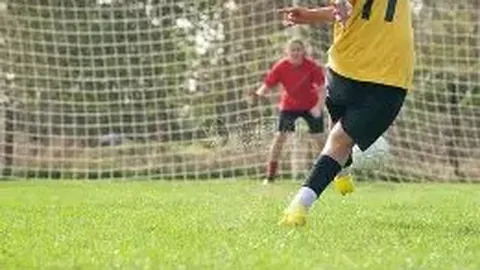 日本乒坛新星伊藤美诚即将首登世界第二宝座，刷新历史记录