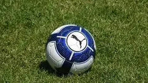 老马误入更衣室 北京首钢击败北京控股 指出球队困境